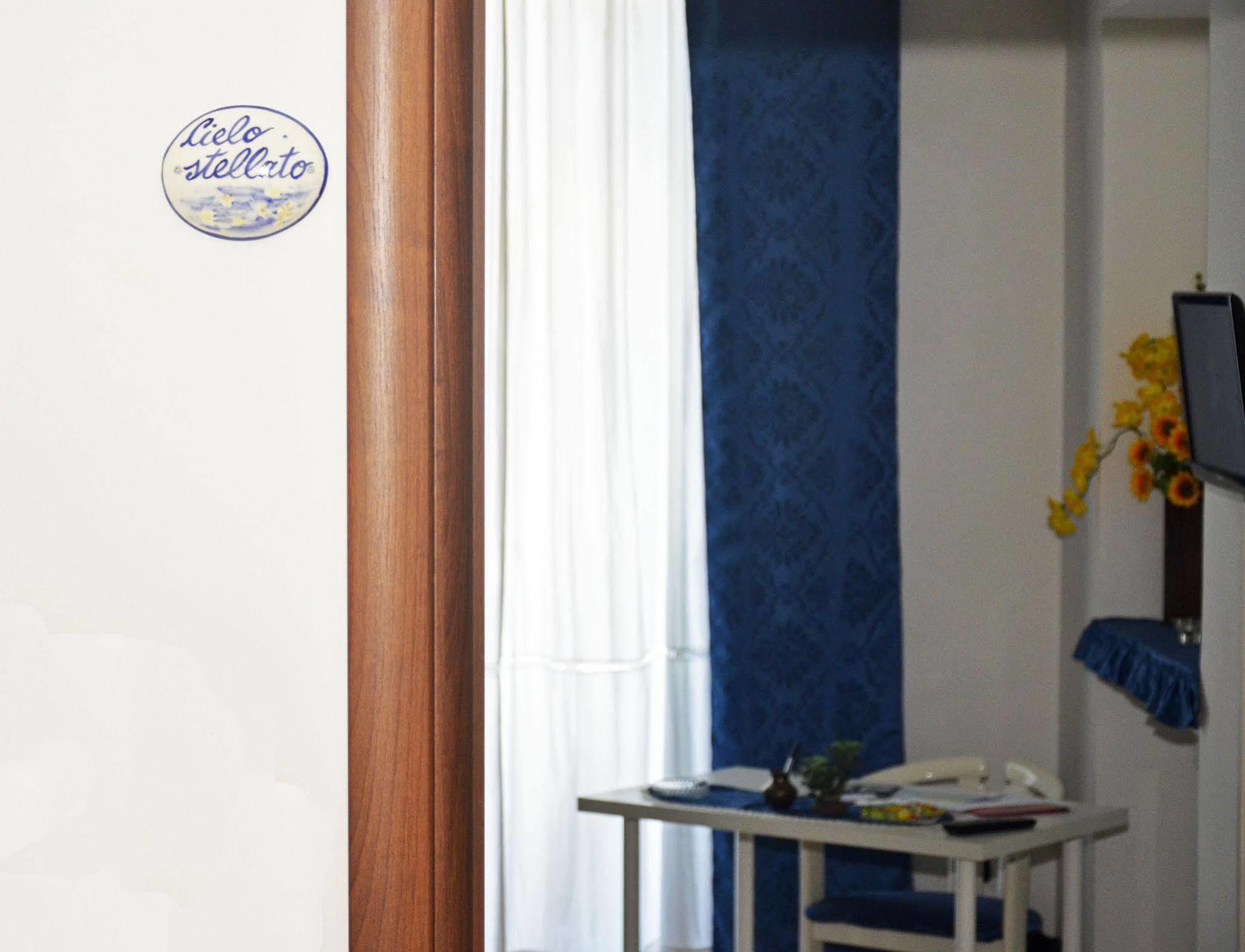 Bed & Breakfast A Castel Capuano Napoli Esterno foto