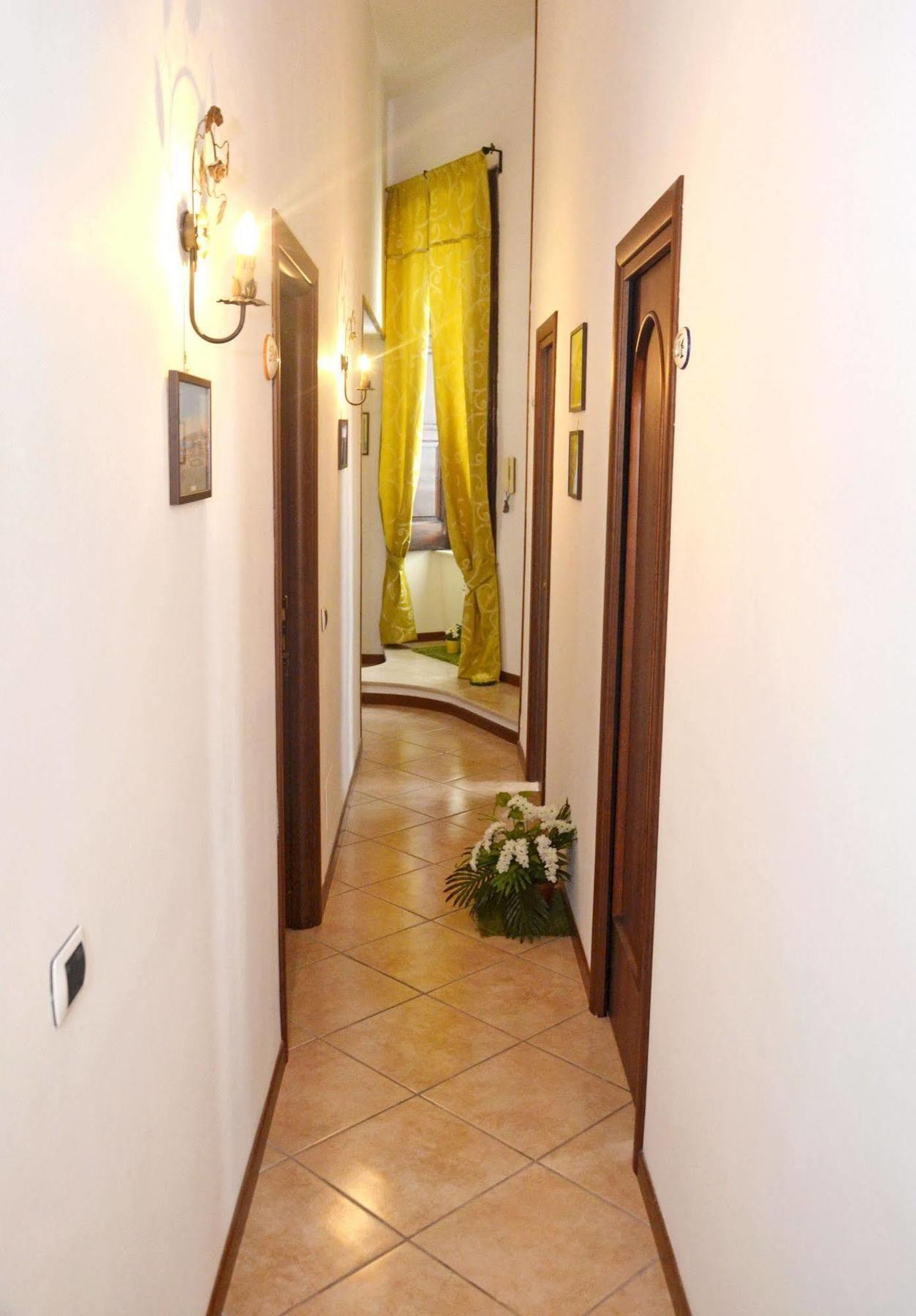 Bed & Breakfast A Castel Capuano Napoli Esterno foto