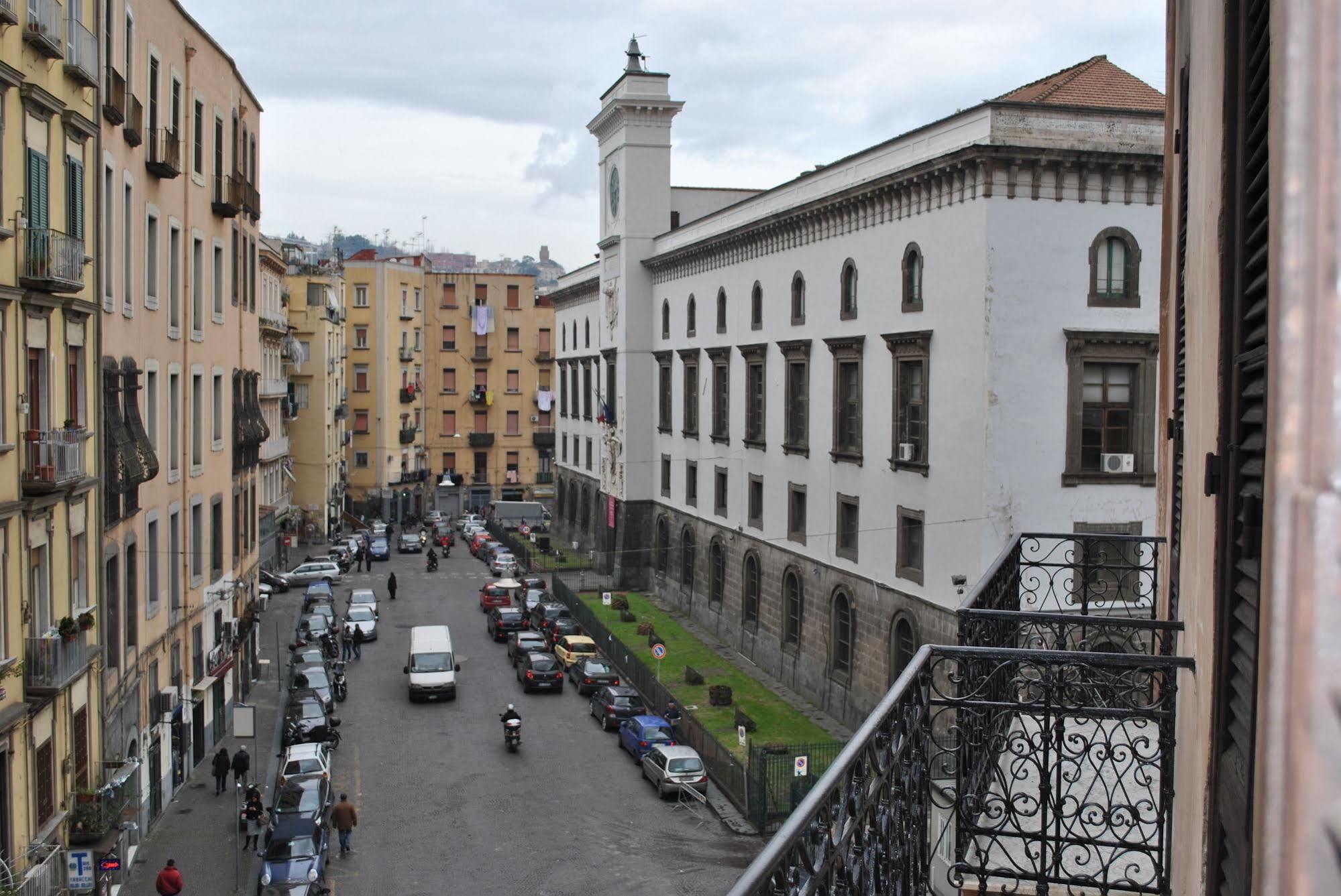 Bed & Breakfast A Castel Capuano Napoli Esterno foto