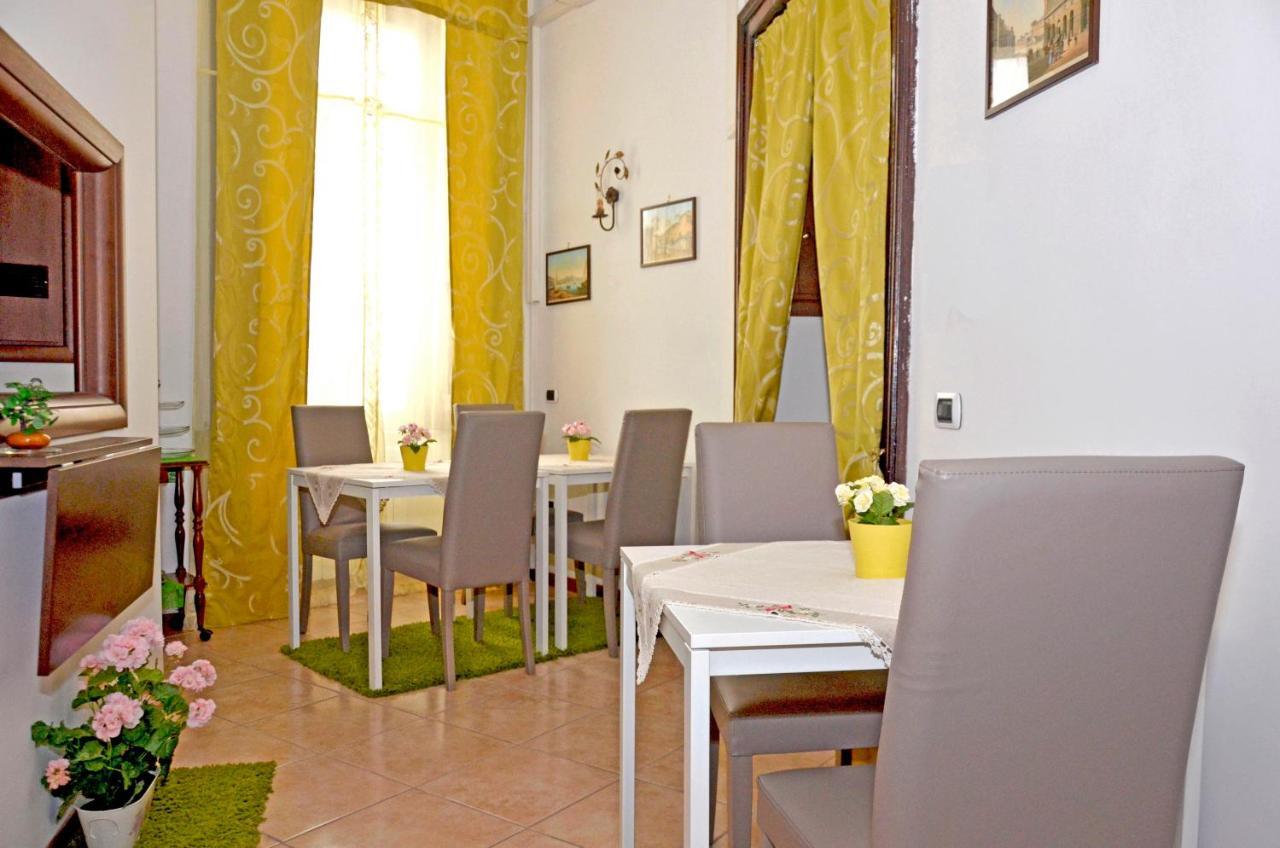 Bed & Breakfast A Castel Capuano Napoli Esterno foto
